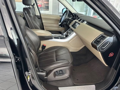 Land Rover Range Rover Sport 3.0 TDV6 HSE (14)