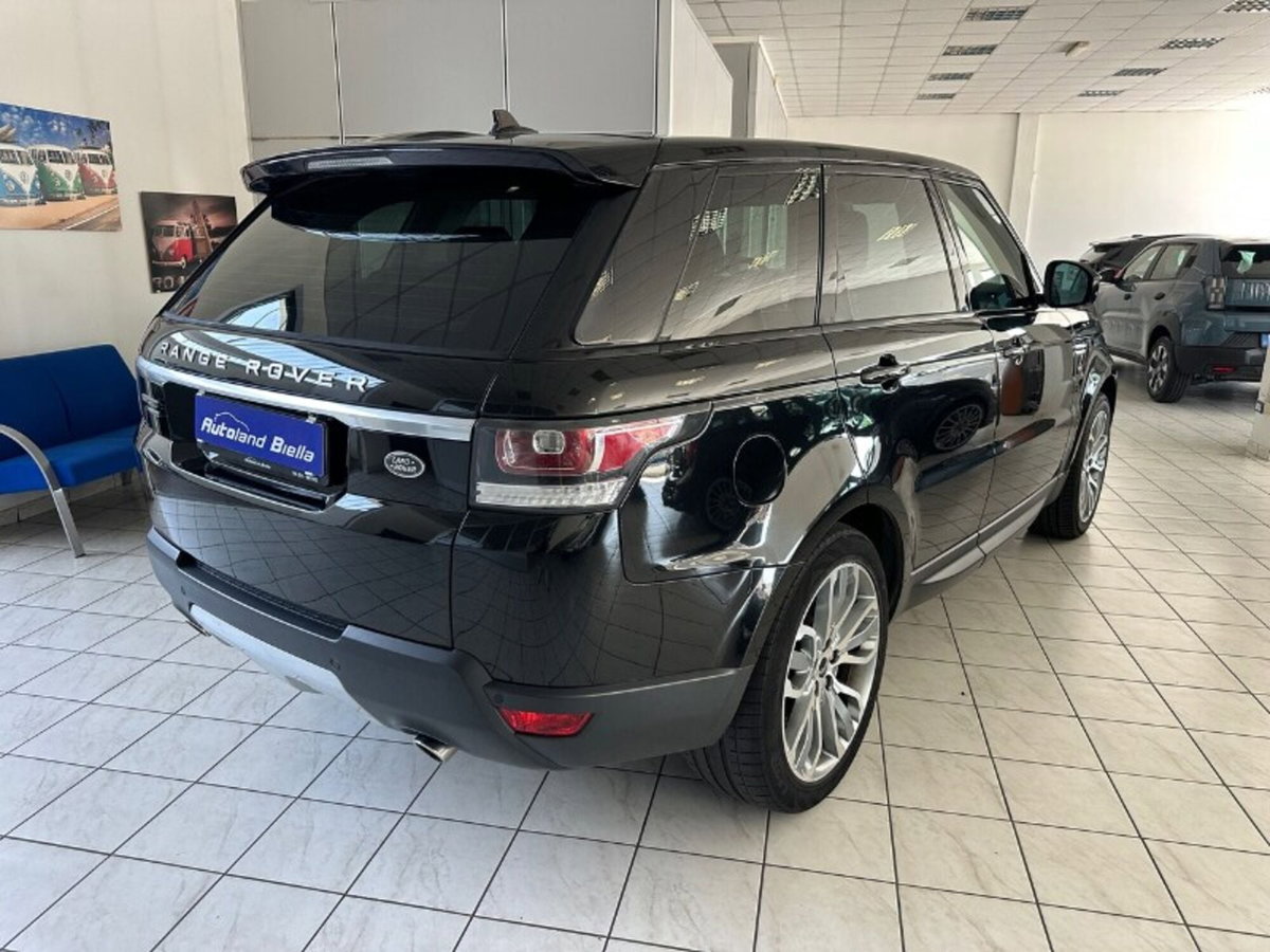 Land Rover Range Rover Sport 3.0 TDV6 HSE (5)