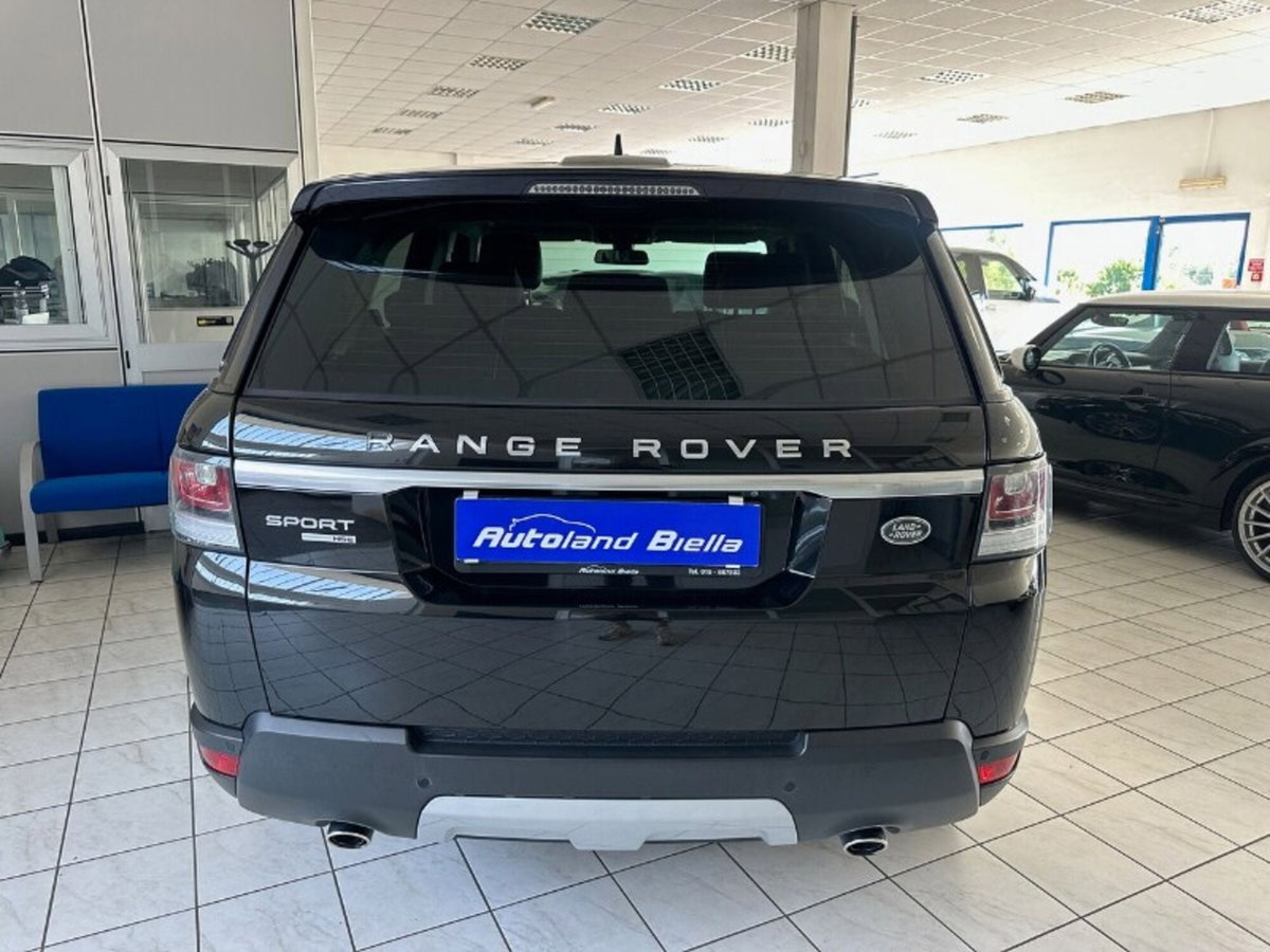 Land Rover Range Rover Sport 3.0 TDV6 HSE (6)