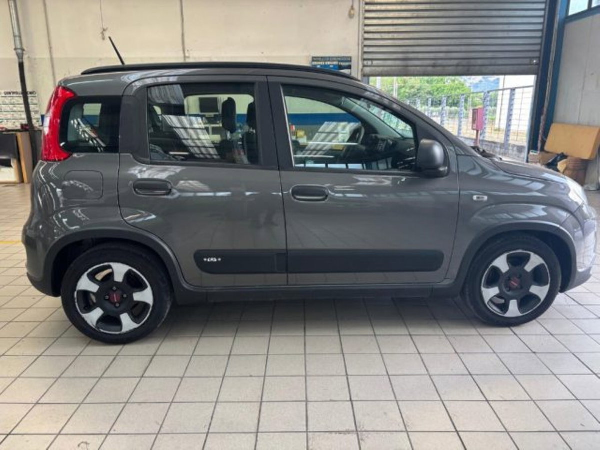 Fiat Panda 1.0 firefly hybrid s&s 70cv 5p.ti (4)