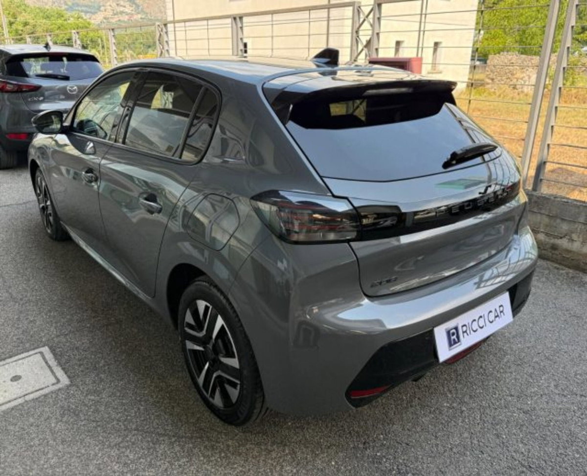 Peugeot 208 PureTech 100 Stop&Start 5 porte Allure (3)