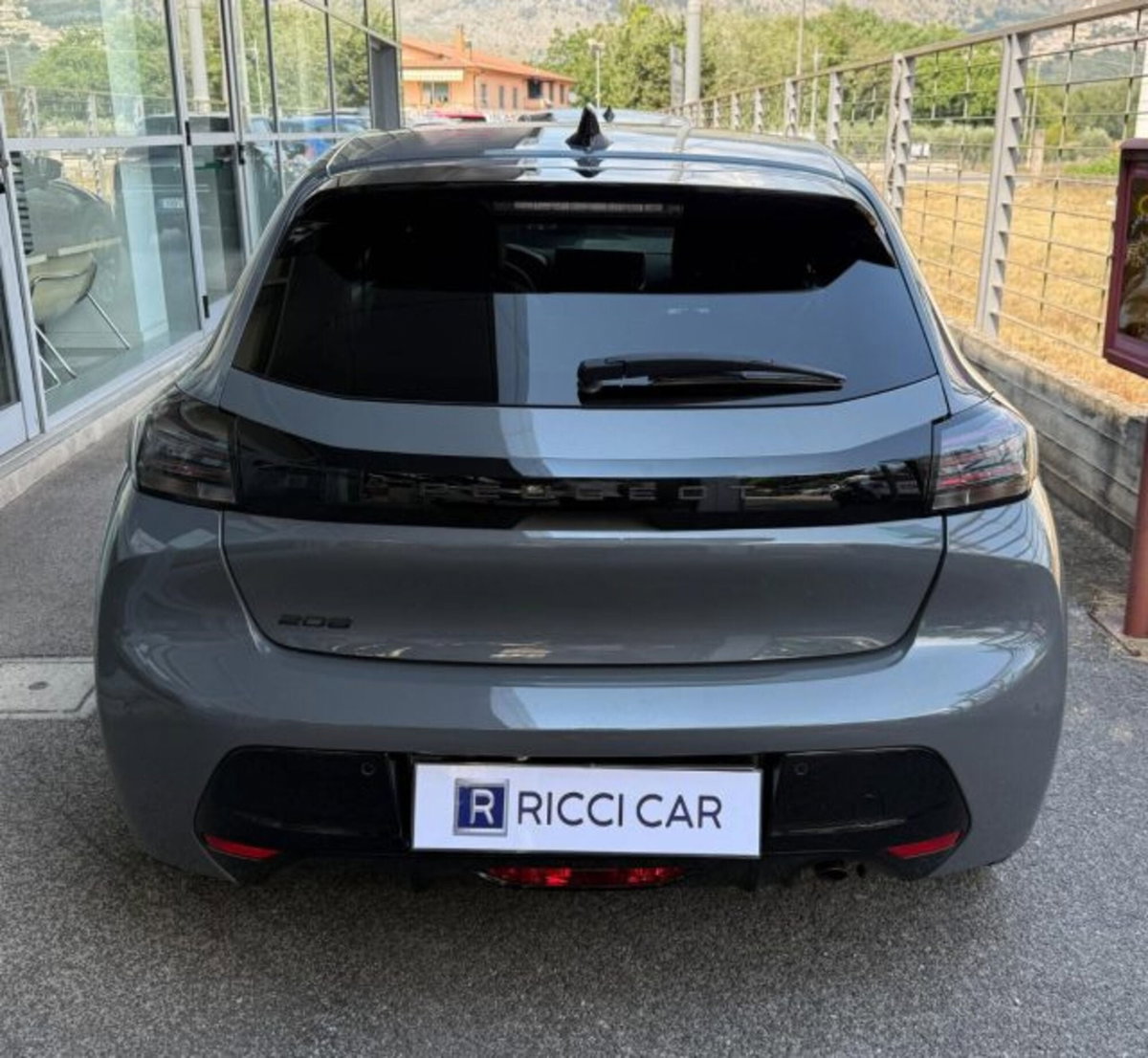Peugeot 208 PureTech 100 Stop&Start 5 porte Allure (4)