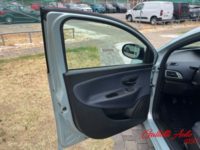 Lancia Ypsilon 1.0 FireFly 5 porte S&S Hybrid Gold Plus (16)