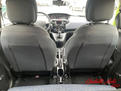 Lancia Ypsilon 1.0 FireFly 5 porte S&S Hybrid Gold Plus (19)