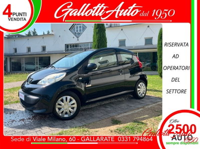 Peugeot 107 68CV 3p. Desir usata