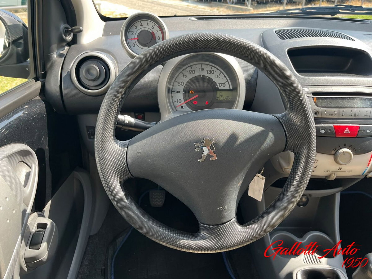 Peugeot 107 68CV 3p. Desir (11)