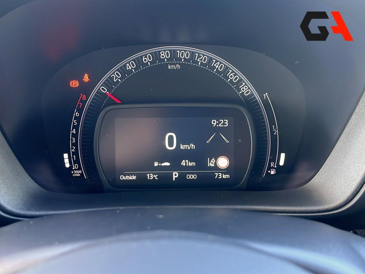 Toyota Aygo X 1.0 Trend Air 72cv s-cvt (13)
