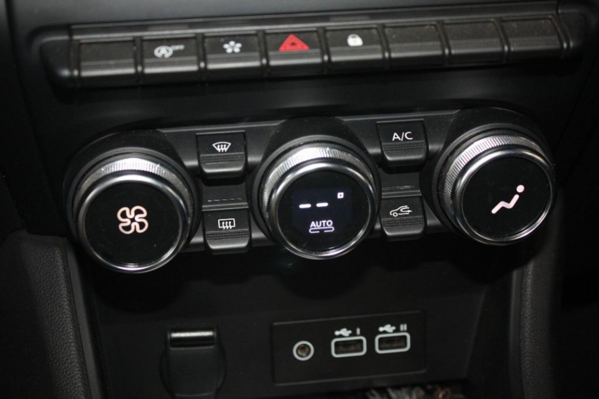 Renault Captur TCe 100 CV GPL Techno (14)