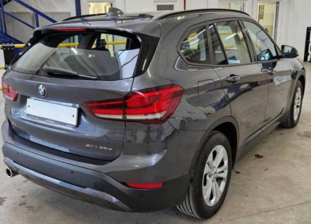 BMW X1 xDrive25e Business Advantage (4)