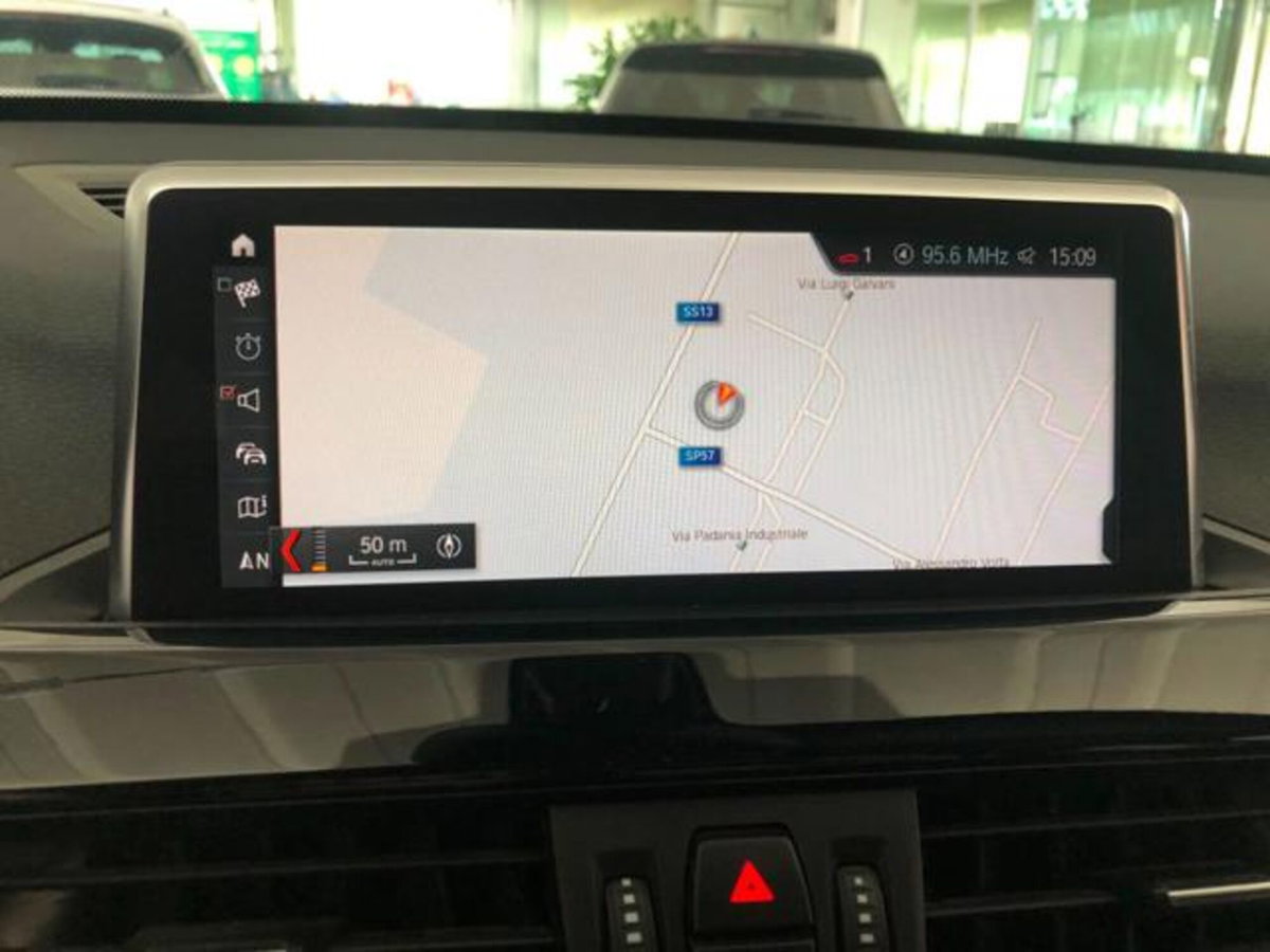 BMW X1 xDrive25e Business Advantage (11)