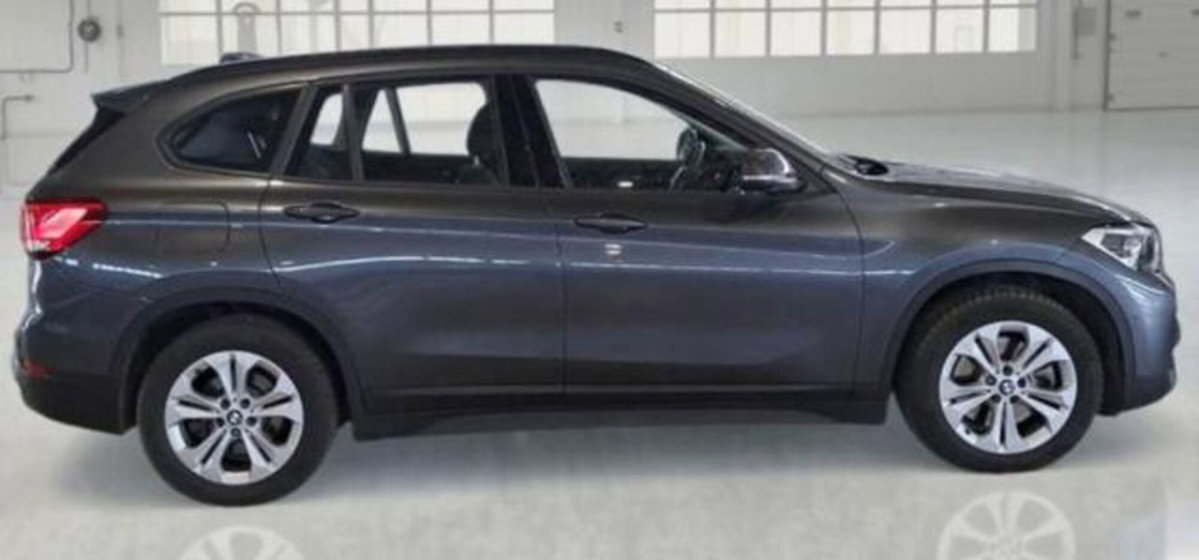 BMW X1 xDrive25e Business Advantage (3)