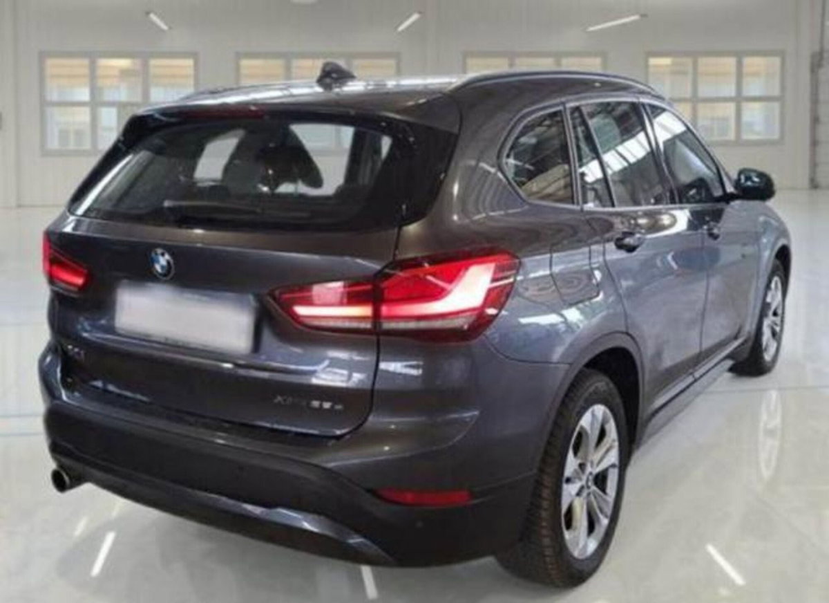 BMW X1 xDrive25e Business Advantage (5)