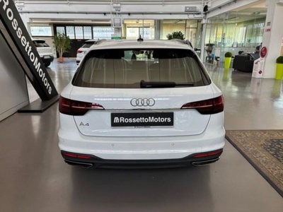 Audi A4 Avant 30 TDI/136 CV S tronic S line edition (4)