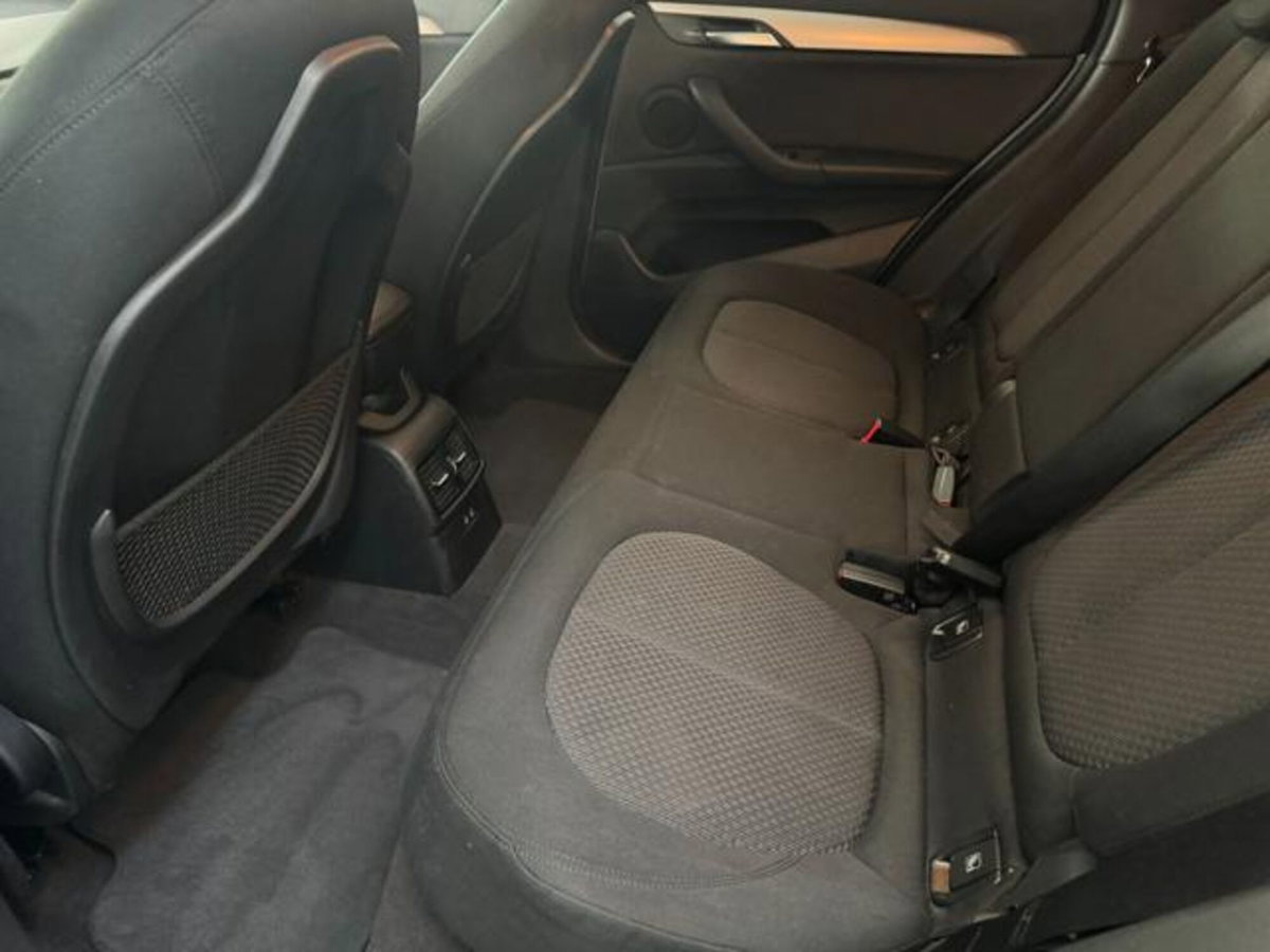 BMW X1 xDrive25e Business Advantage (11)