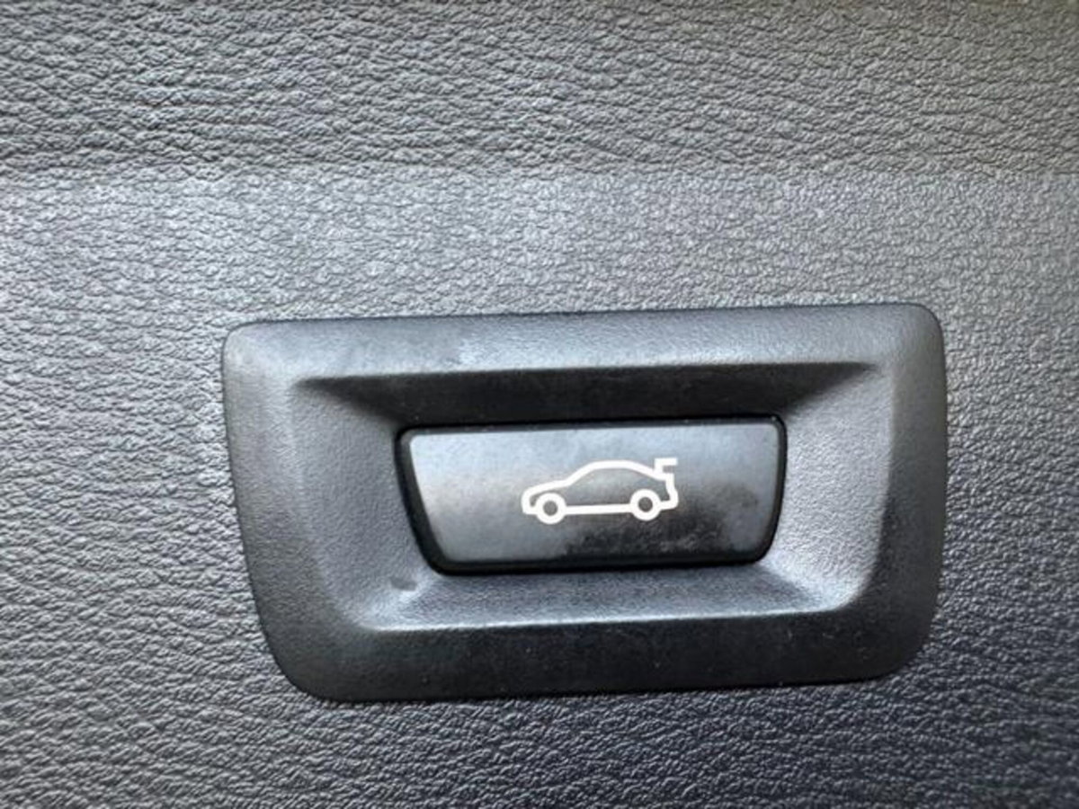 BMW X1 xDrive25e Business Advantage (5)