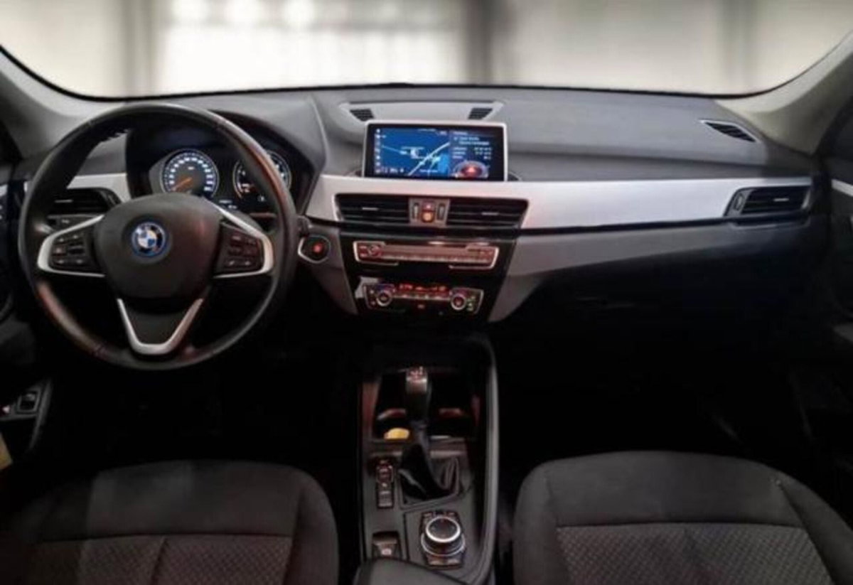 BMW X1 xDrive25e Business Advantage (7)