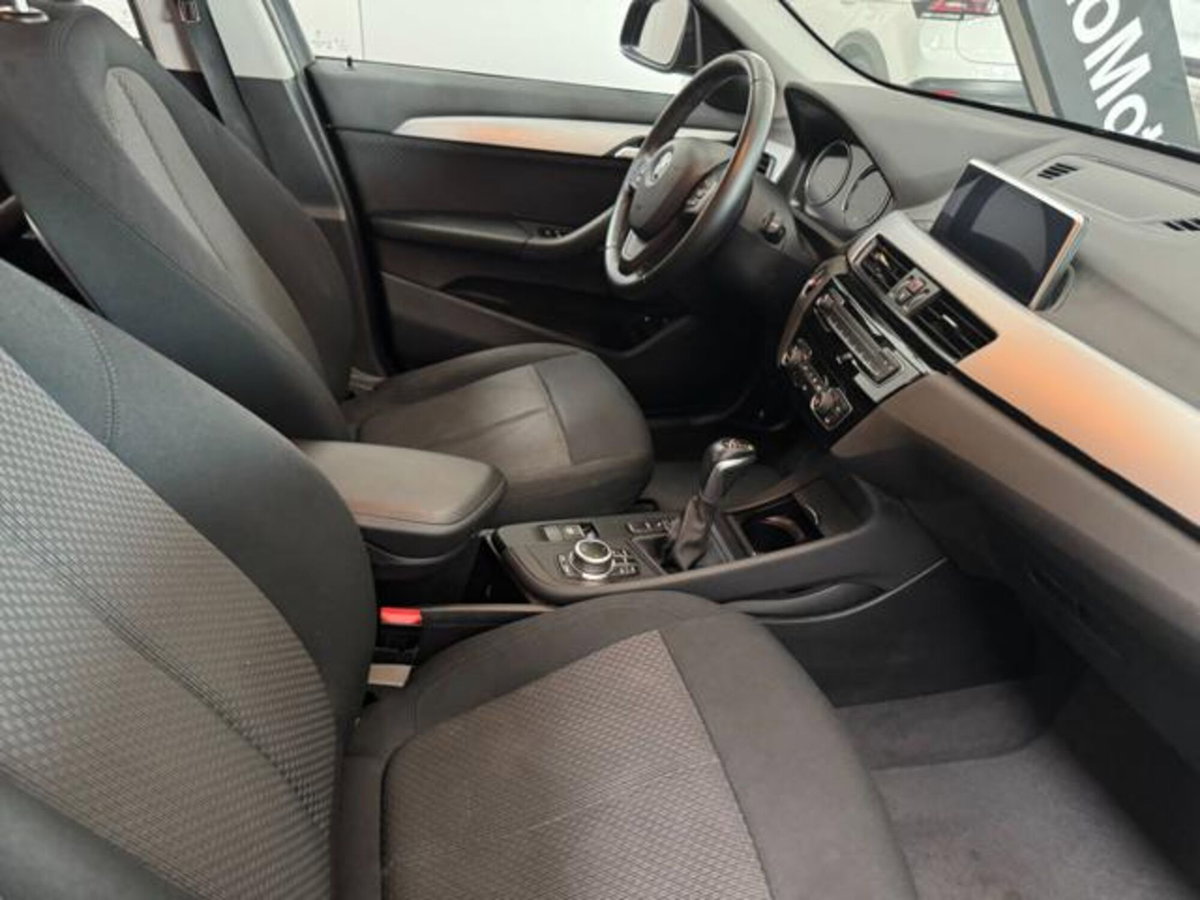 BMW X1 xDrive25e xLine Plus (10)