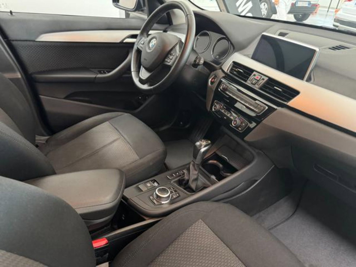 BMW X1 xDrive25e xLine Plus (11)