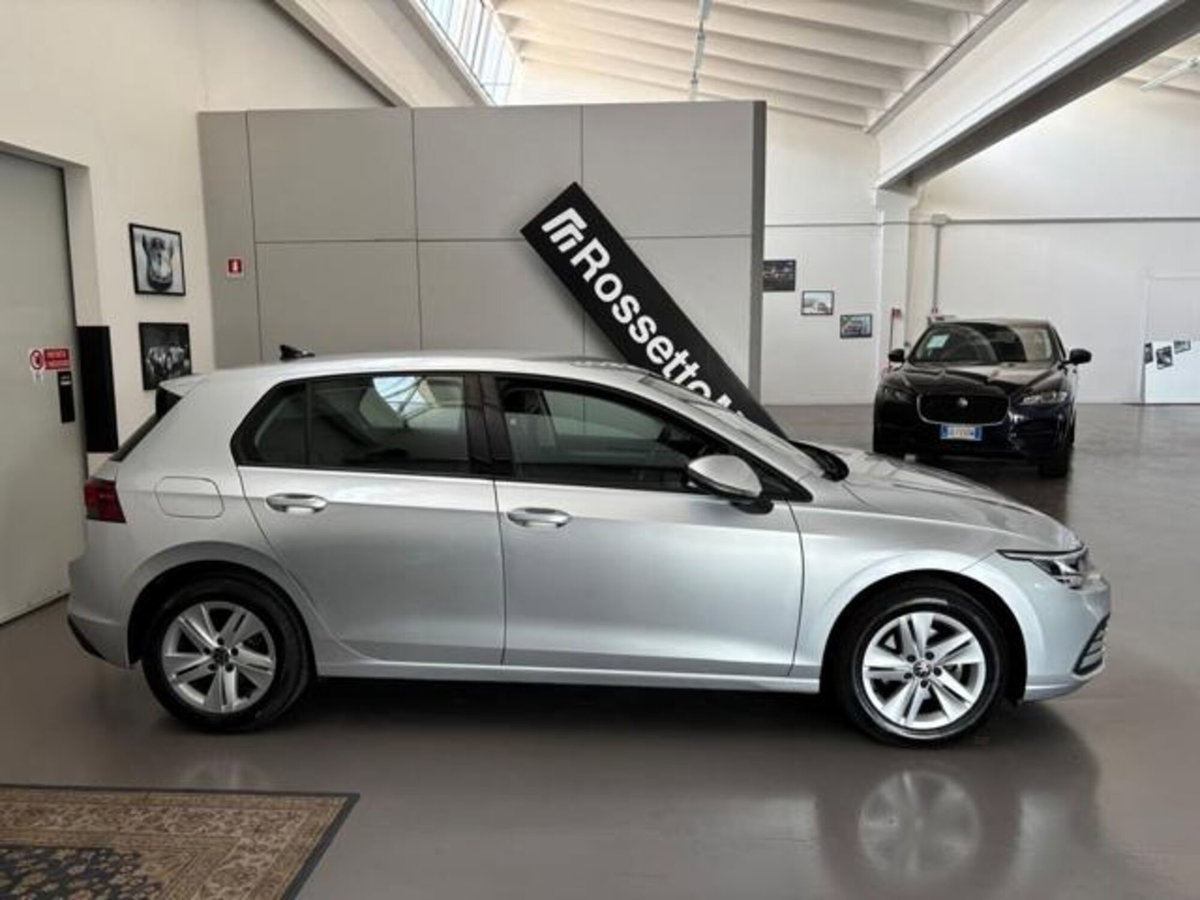 Volkswagen Golf Variant 1.0 eTSI EVO DSG Life (3)
