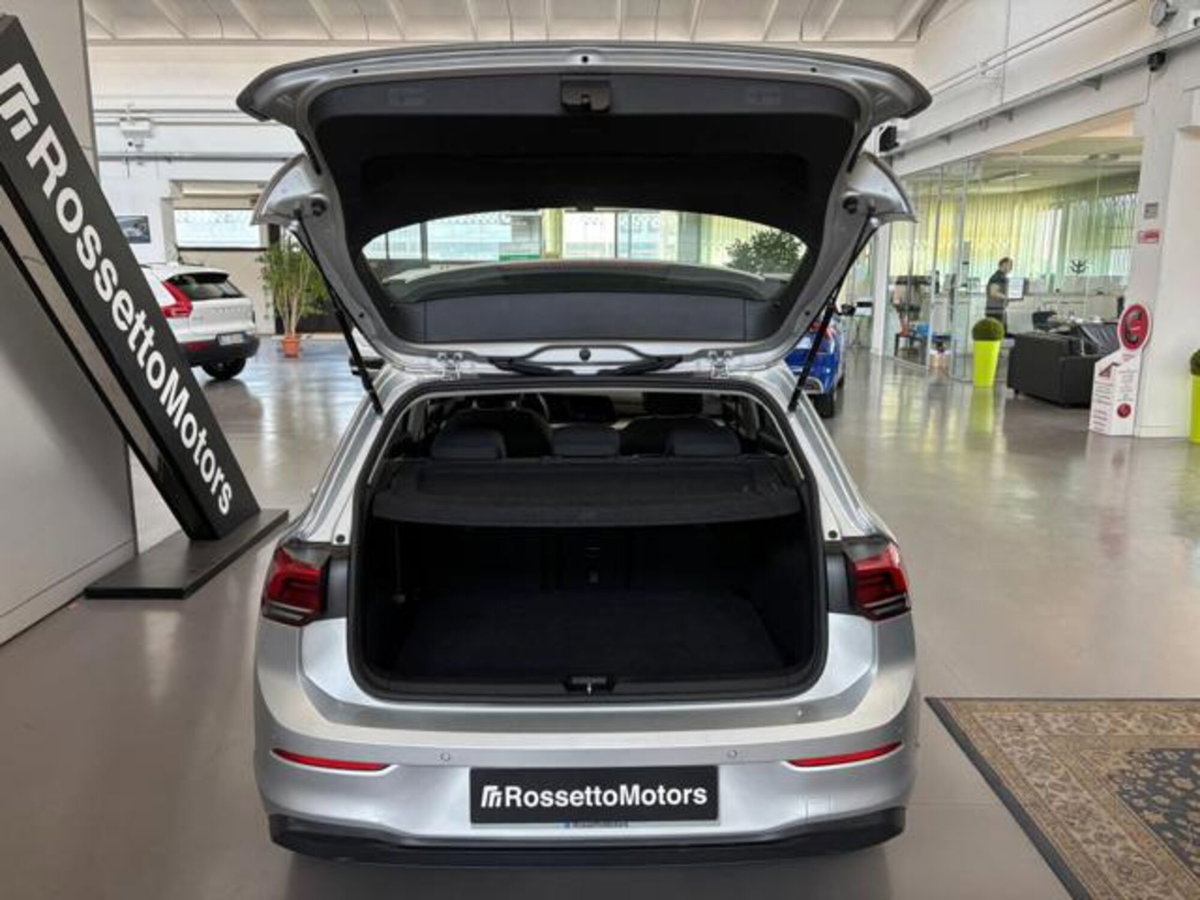 Volkswagen Golf Variant 1.0 eTSI EVO DSG Life (5)