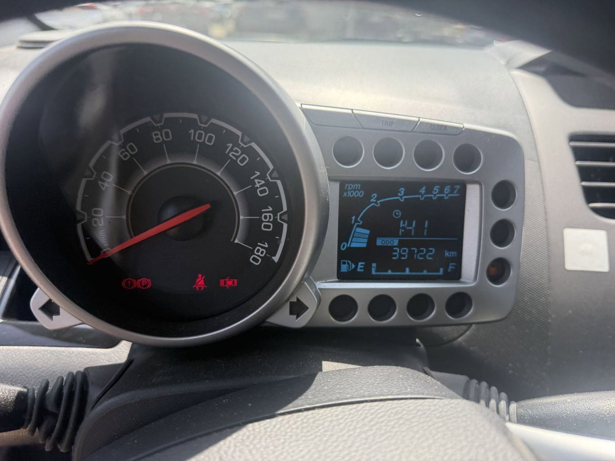 Chevrolet Spark 1.0 (6)