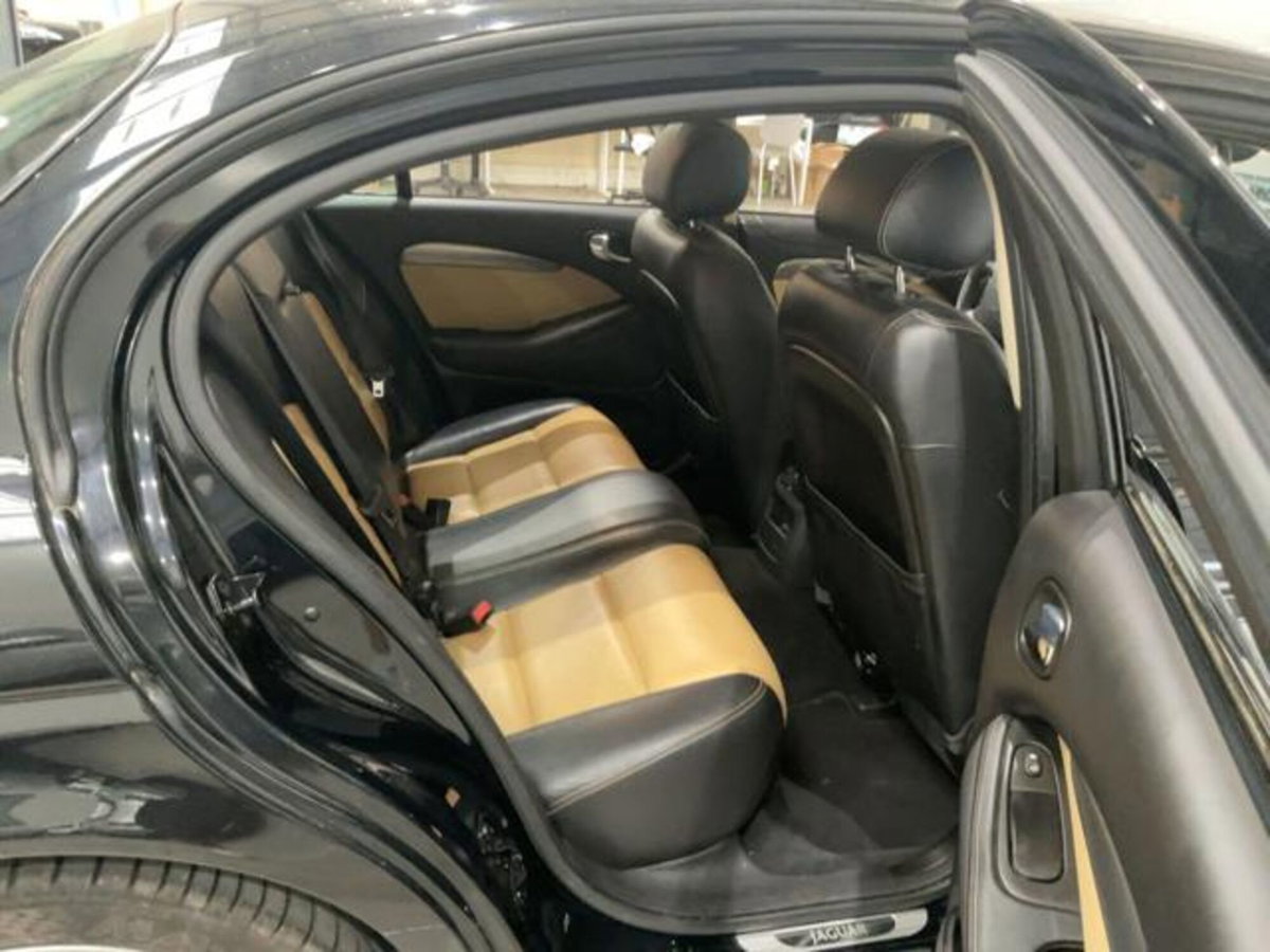 Jaguar S-Type 4.2 V8 R Super Charged (8)