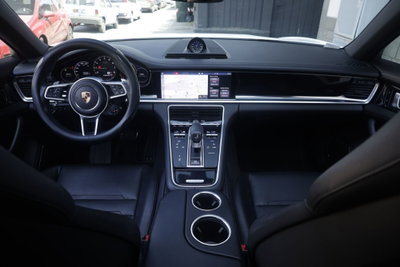 Porsche Panamera Sport Turismo 2.9 4 E-Hybrid Sport Turismo 10 years Edition (2)