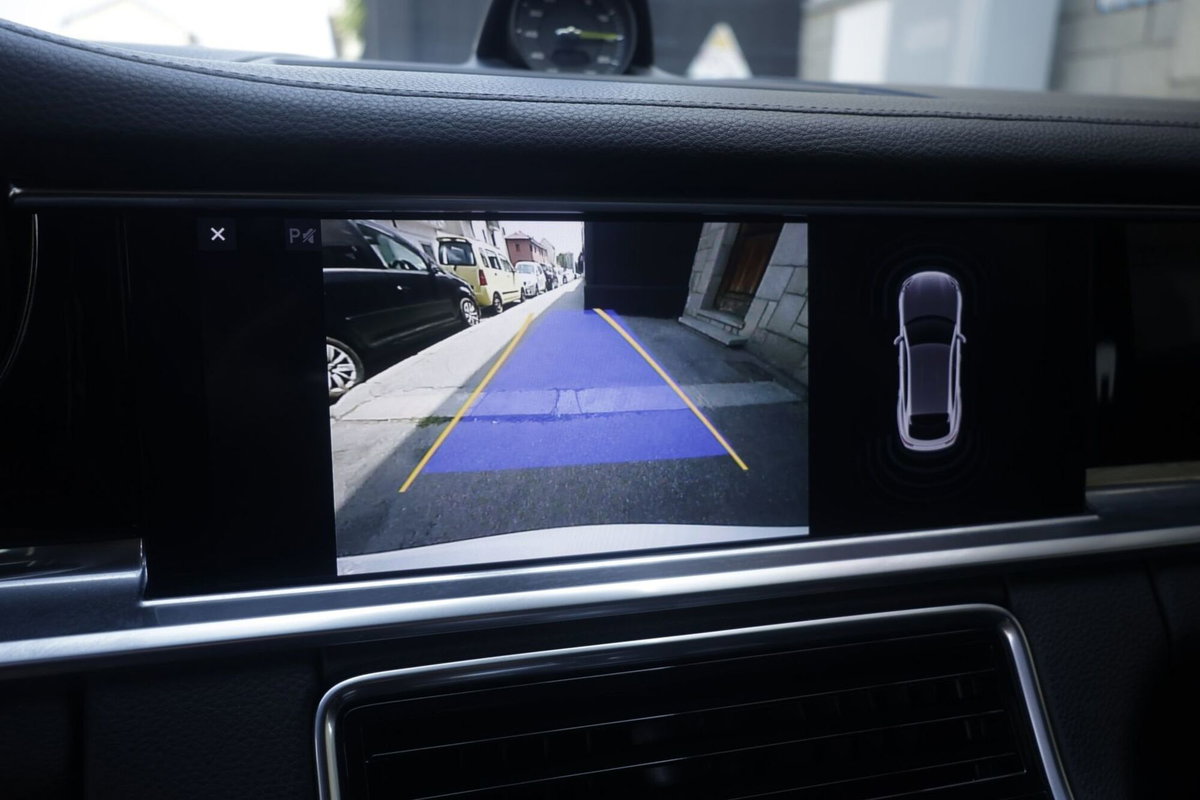 Porsche Panamera Sport Turismo 2.9 4 E-Hybrid Sport Turismo 10 years Edition (8)