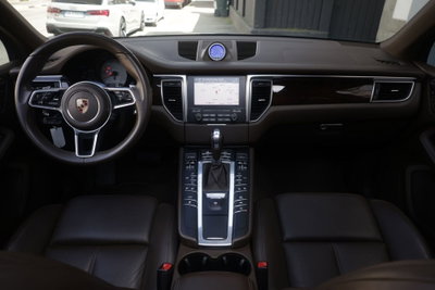 Porsche Macan S (2)