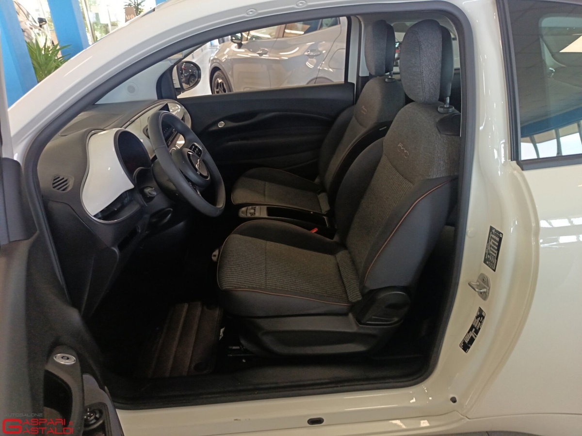 Fiat 500 Cabrio Icon Cabrio 42 kWh (7)