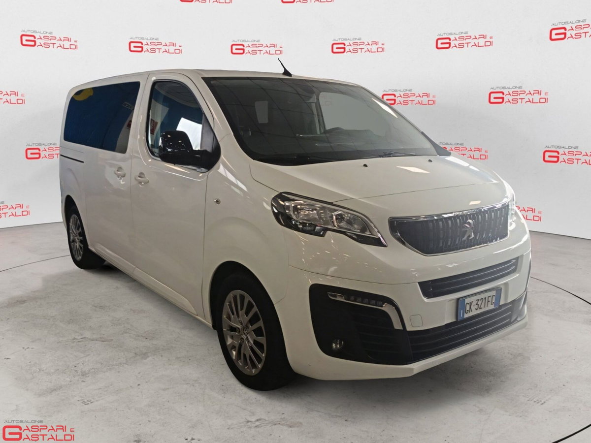 Peugeot Traveller BlueHDi 120 S&S EAT8 Standard Business (2)