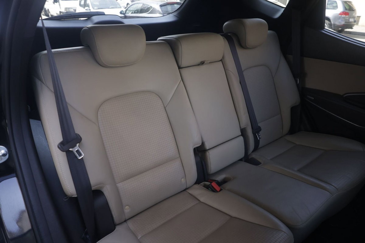 Hyundai Santa Fe 2.2 CRDi VGT 4WD Style (14)