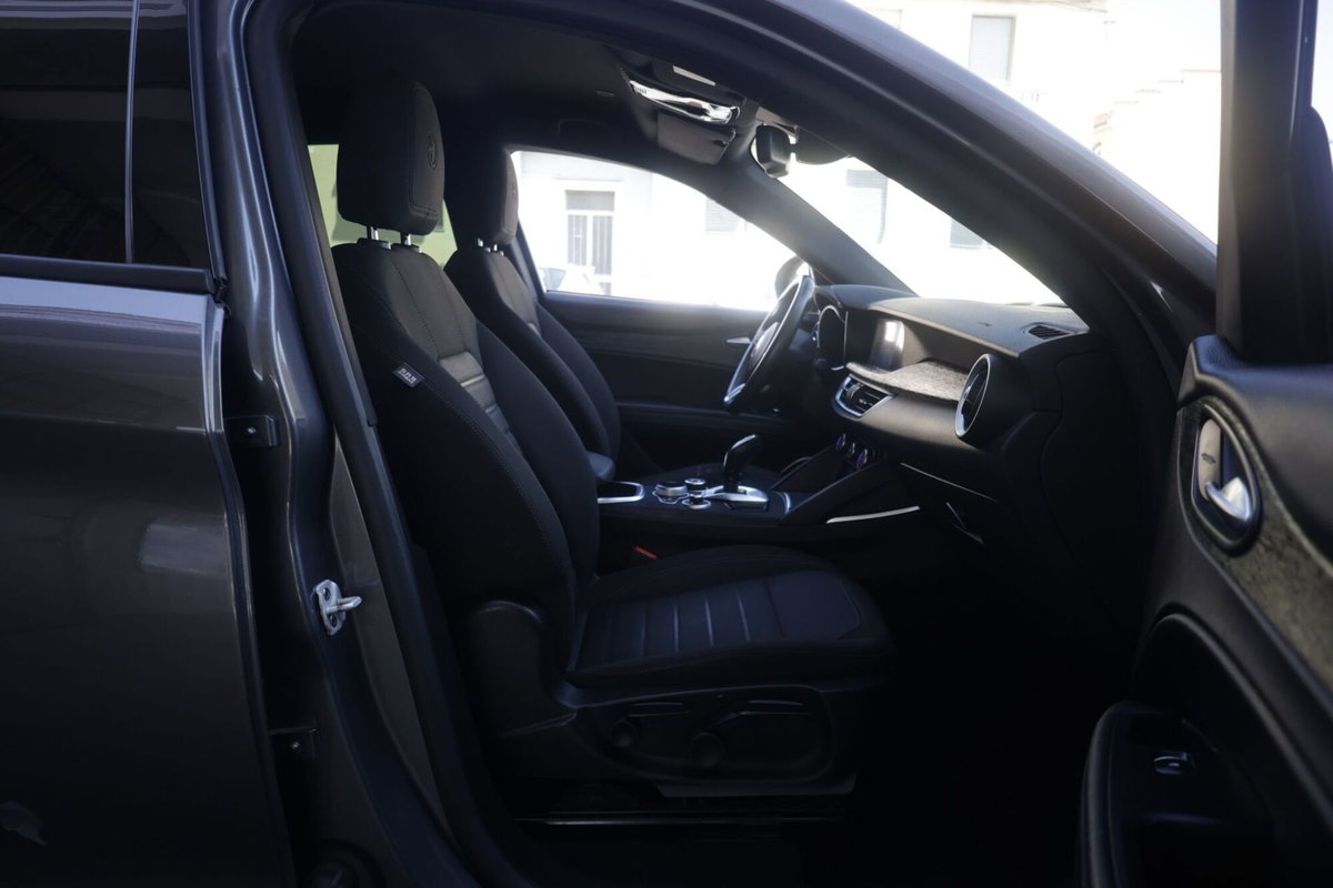 Alfa Romeo Stelvio Stelvio 2.2 Turbodiesel 190 CV AT8 Q4 Sprint (13)