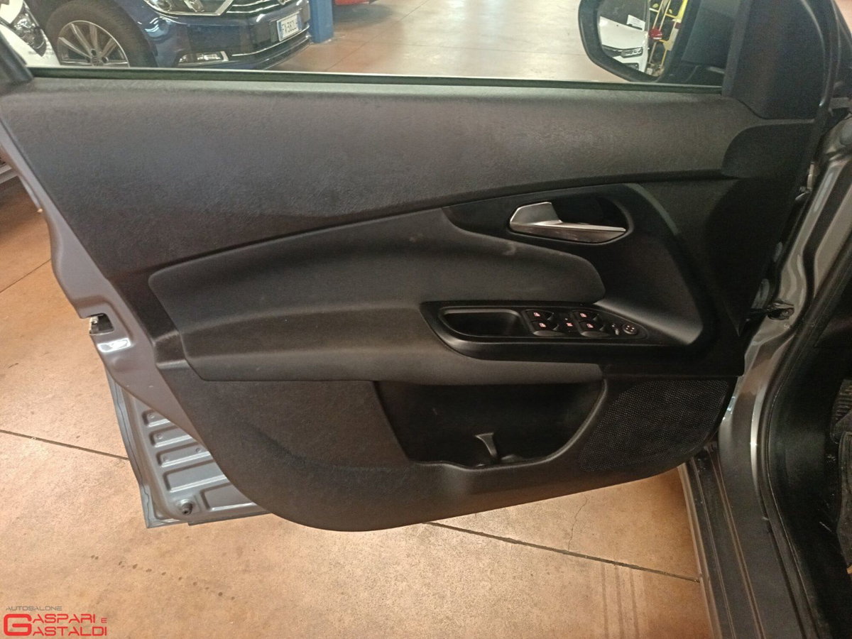 Fiat Tipo Tipo 1.4 T-Jet 120CV 5 porte Mirror (10)