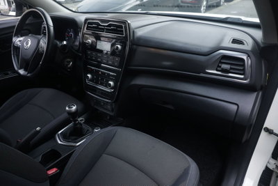 Ssangyong Tivoli 1.6 diesel 2WD (10)