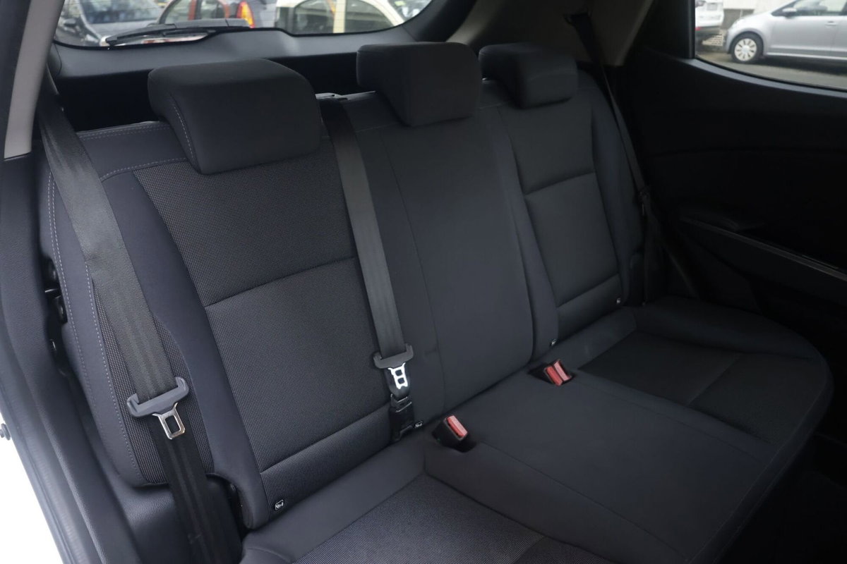 Ssangyong Tivoli 1.6 diesel 2WD (14)