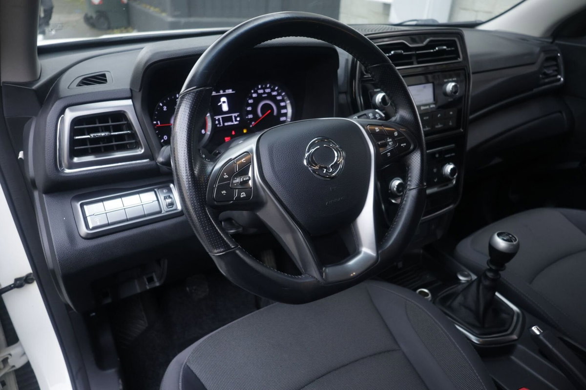Ssangyong Tivoli 1.6 diesel 2WD (8)