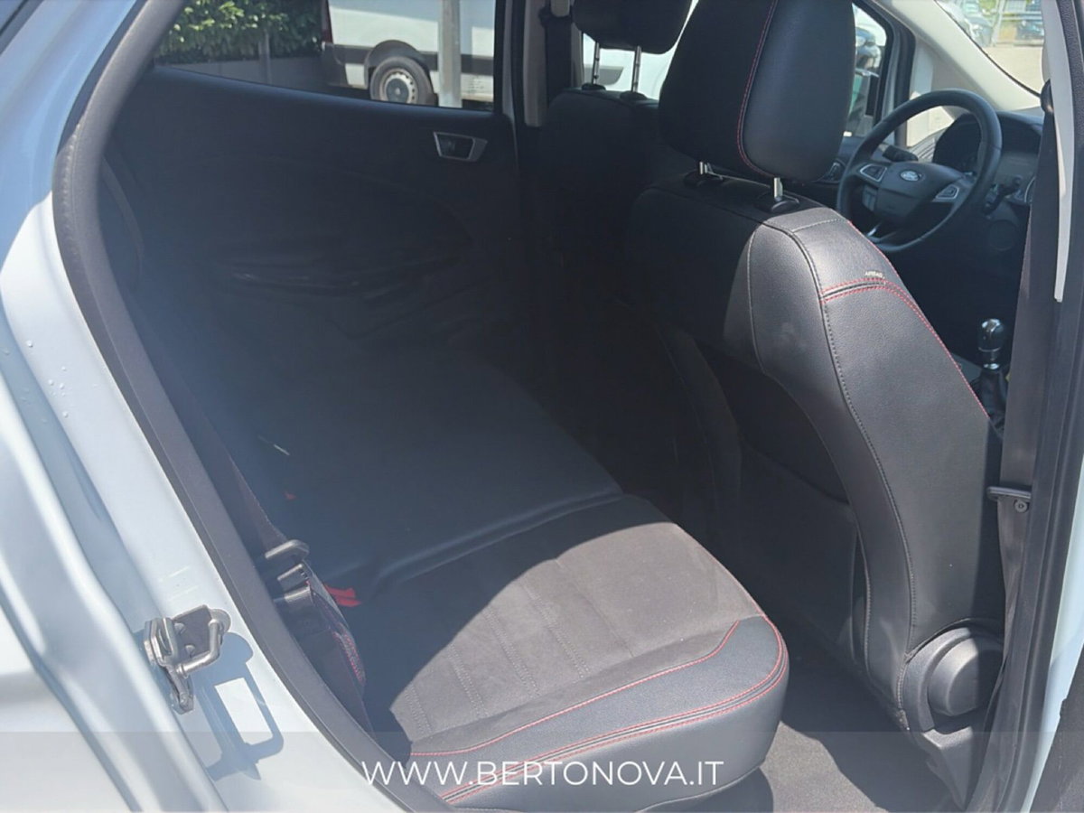 Ford EcoSport 1.0 EcoBoost 100 CV ST-Line (10)