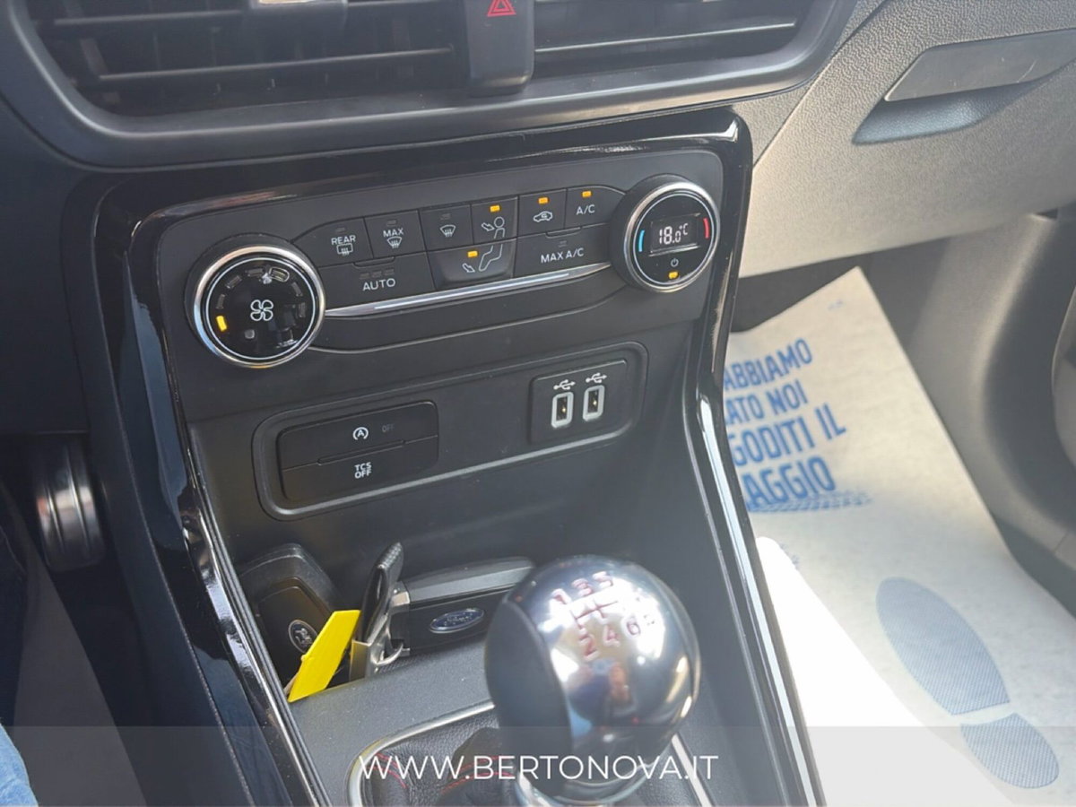 Ford EcoSport 1.0 EcoBoost 100 CV ST-Line (16)