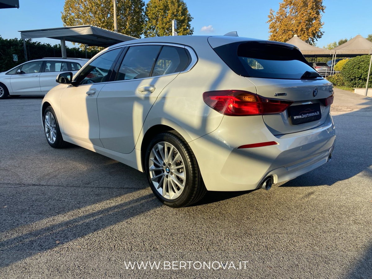 BMW Serie 1 5p. 120d xDrive 5p. Advantage (4)
