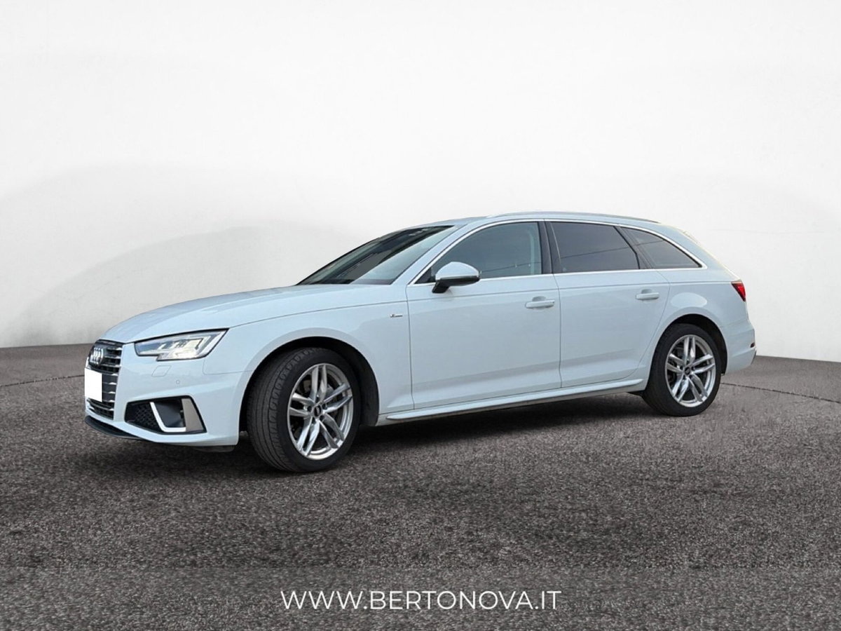 Audi A4 Avant 40 TDI quattro S tronic Business Sport