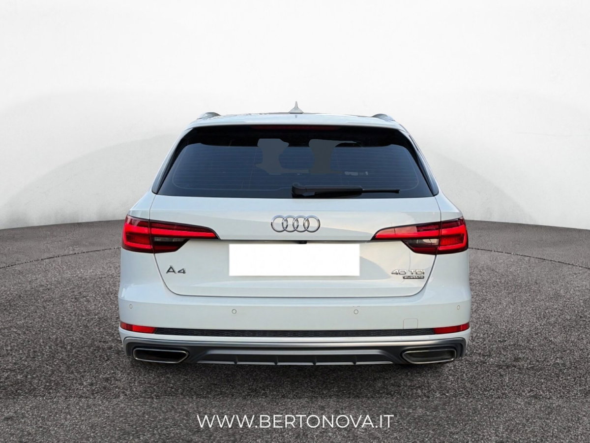 Audi A4 Avant 40 TDI quattro S tronic Business Sport (4)