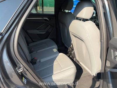 Audi Q3 Sportback 45 2.0 tfsi Identity Black quattro 245cv s.-tronic (10)