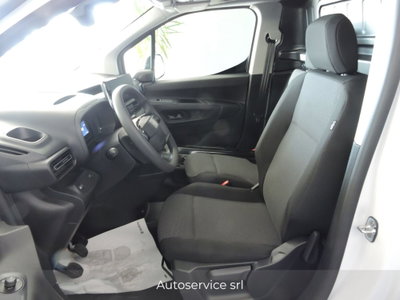 Fiat Doblò Furgone van d.cab XL 1.5 diesel 130cv auto (7)