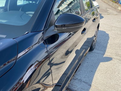 Peugeot 208 1.2 turbo Style 100cv (12)