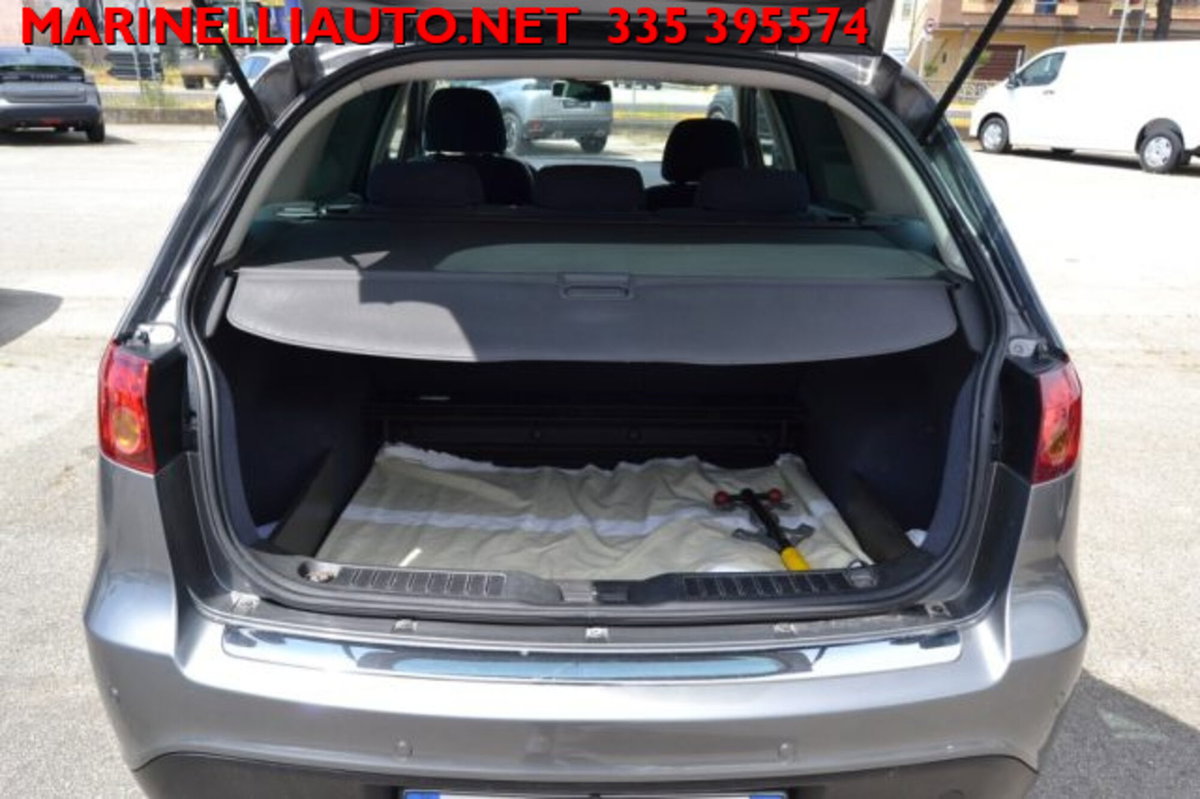 Fiat Croma 1.9 Multijet 16V Emotion (16)