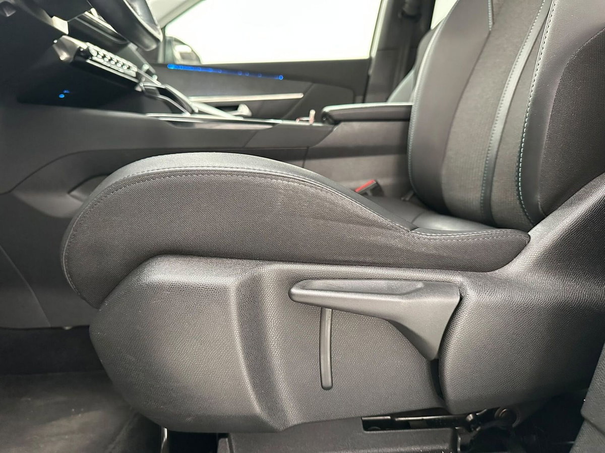 Peugeot 3008 BlueHDi 130 S&S EAT8 Allure Pack (15)
