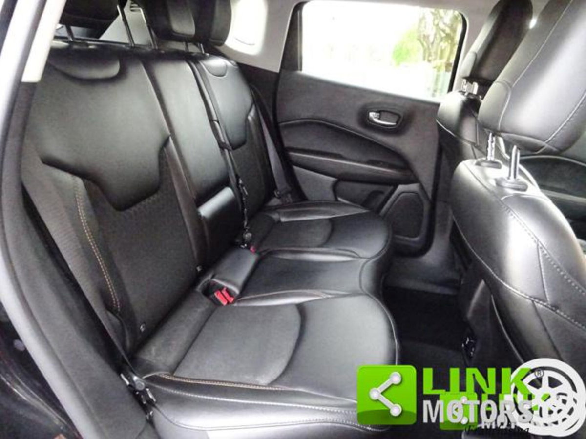Jeep Compass 1.6 Multijet II 2WD Limited (10)