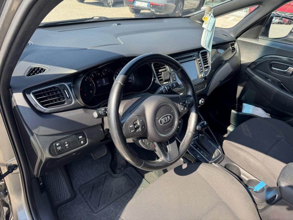 Kia Carens 1.7 CRDi 136 CV Auto Class (10)
