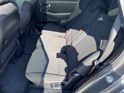 Kia Carens 1.7 CRDi 136 CV Auto Class (13)